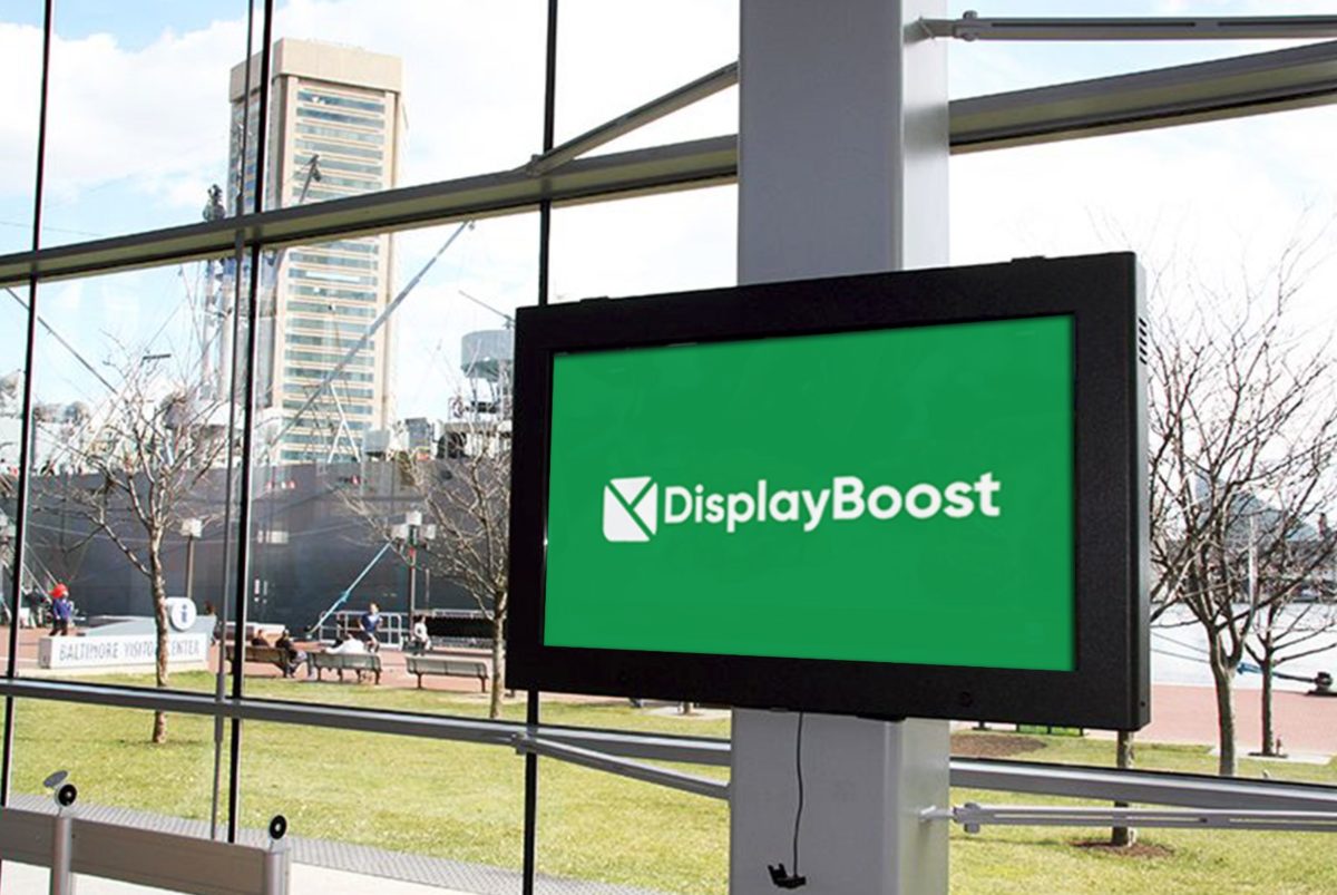 How Do You Make a Display Sunlight-Readable in an Outdoor Environment?